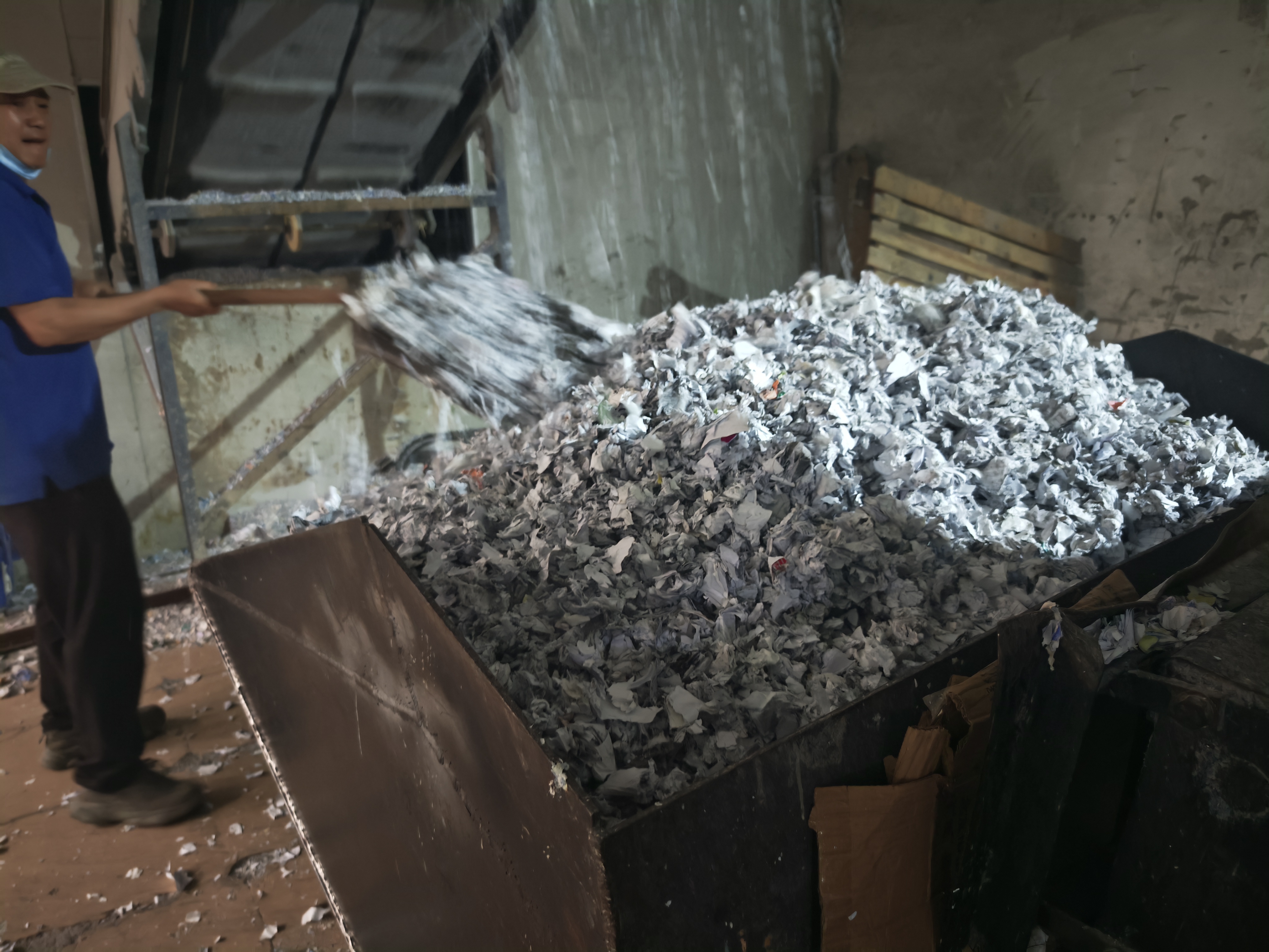 企业收购接管往期办公文件资料库存清理销毁，广州越秀文件销毁服务